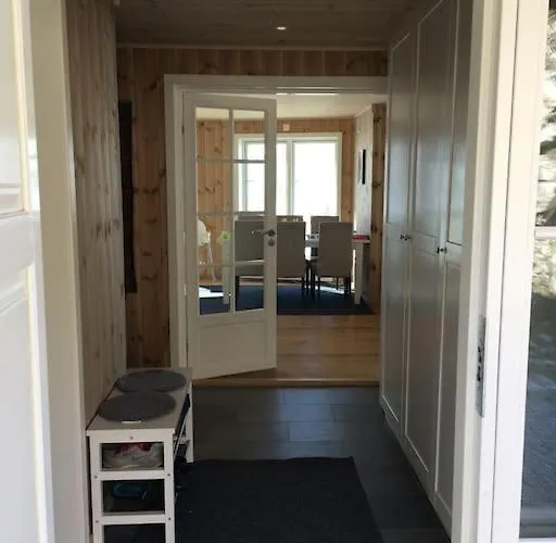 With 4 Bedroom On 145m² In * Sogndal