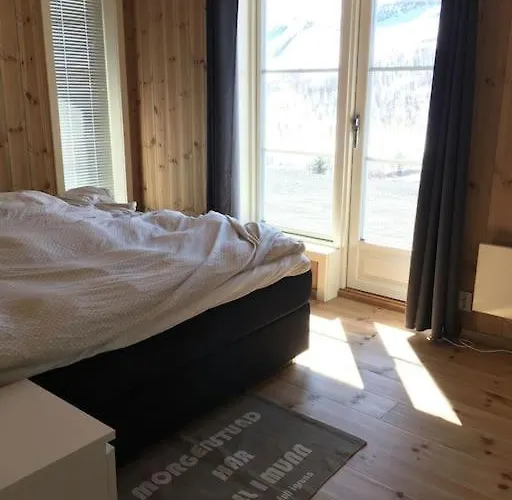 With 4 Bedroom On 145m² In * Sogndal